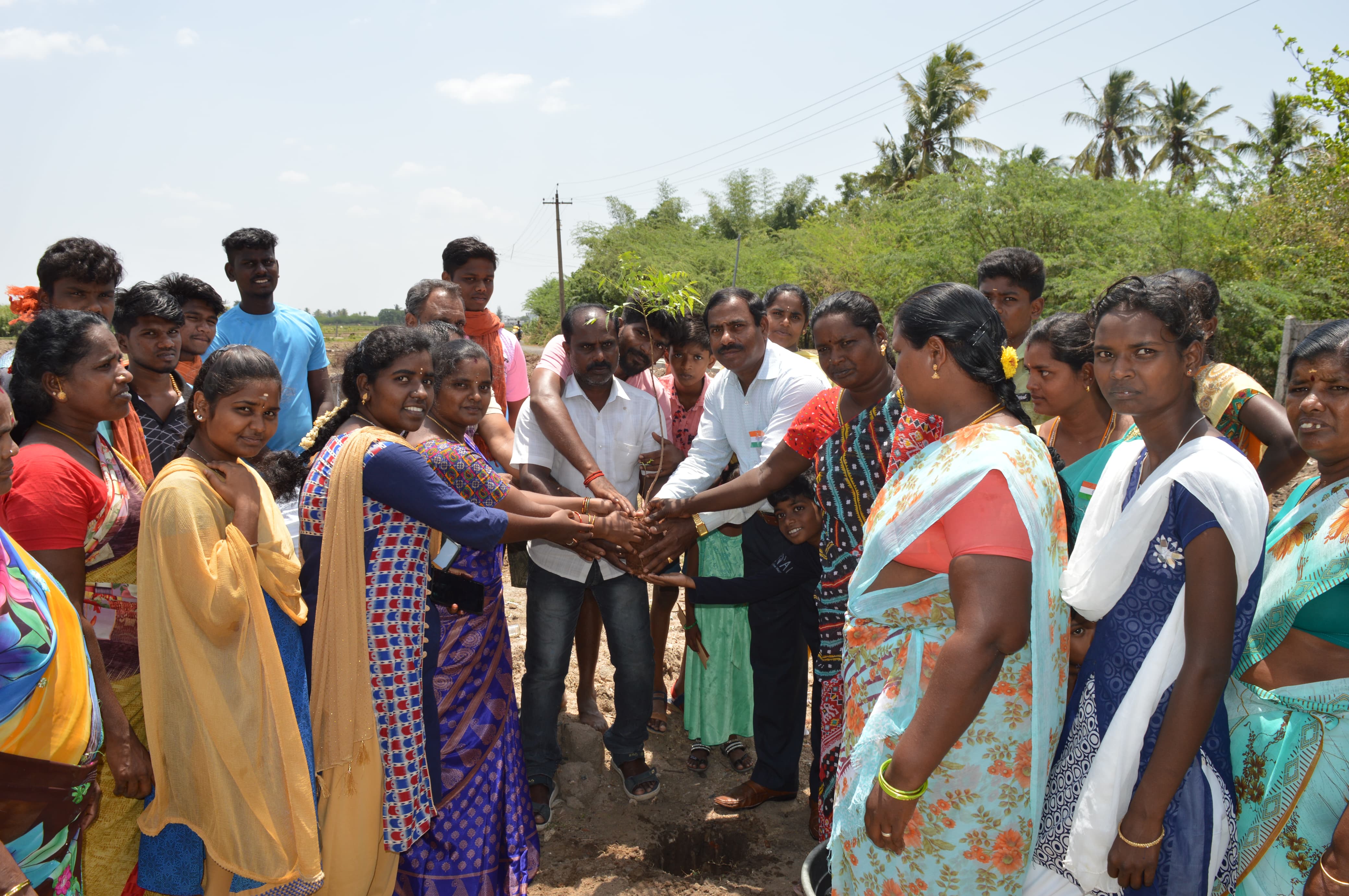 Edgar Foundation community tree planting event